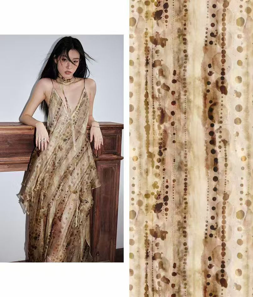 Vehicle traveling data recorder